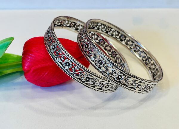 Pure Silver  Slick Flora Nokshi bangles (Single)