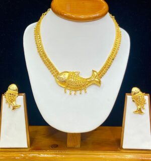 Fish Design Necklace