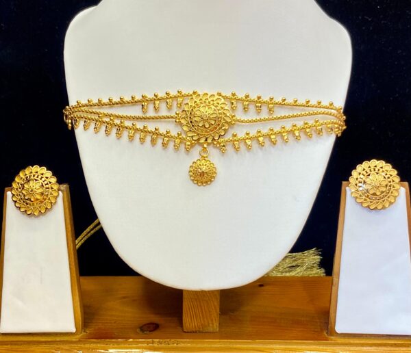 Pasha Design Flower Choker