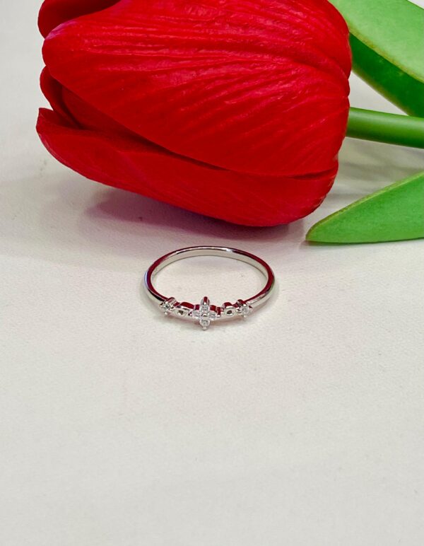 92.5 Silver Multi Flower Shape Finger Ring (Size-13)