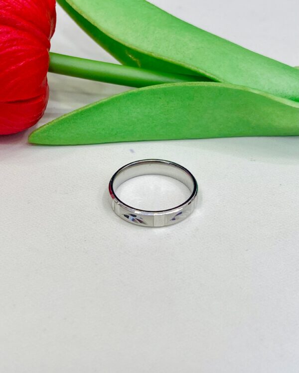 92.5 Silver Leaf Deagin Thumb Ring (Size-12)