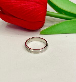 92.5 Silver Shiny Thumb Ring (Size-15)