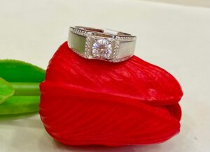 92.5 Silver Rectangle Shape Stone Gents Finger Ring
