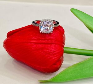 92.5 Silver Pearl Square Marvellous Stone Finger Ring