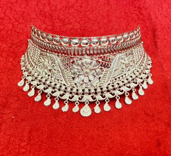 92.5 Pure Silver Floral Naksha Bridal Choker (CN 40)