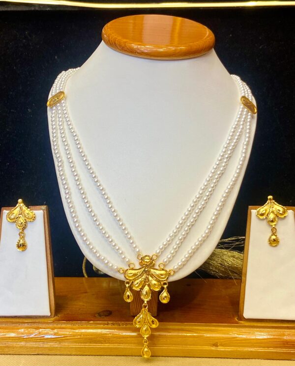 WhatsApp Image 2025-11-13 at 2.07.47 PM Drop Shape Kolka Style Lohori