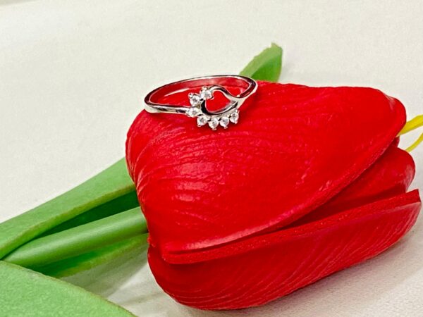 92.5 Silver Kolka Design Stone Finger Ring (Size-11)