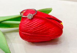 92.5 Silver Flower Design Finger Ring (Size-11)