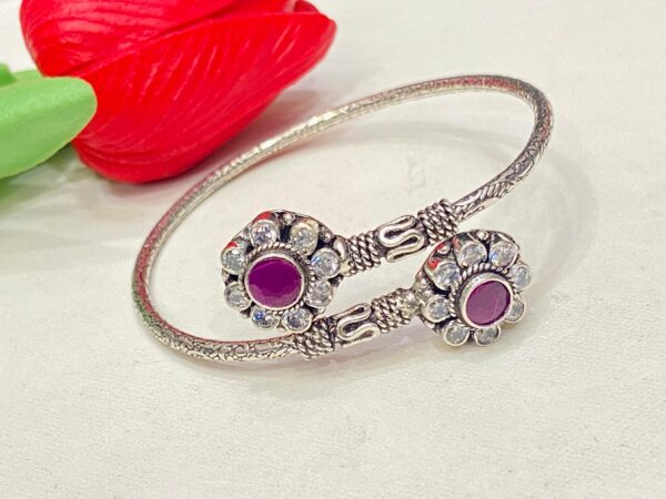 92.5 Pure Silver Flower Design Rani Pink Stone Twist Bracelet (CN 17/170)