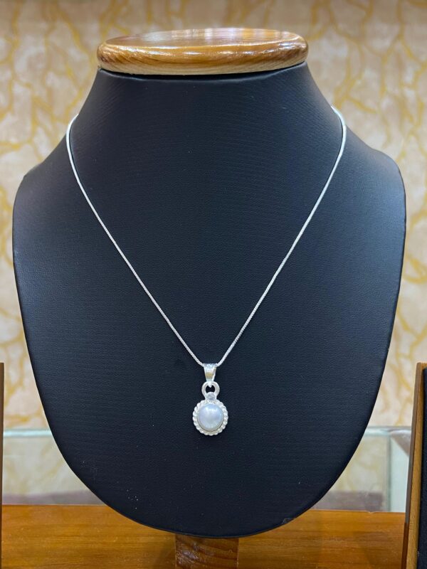 92.5 Pure Silver Round Shape Pearl Design Pendant  (Without Chain)