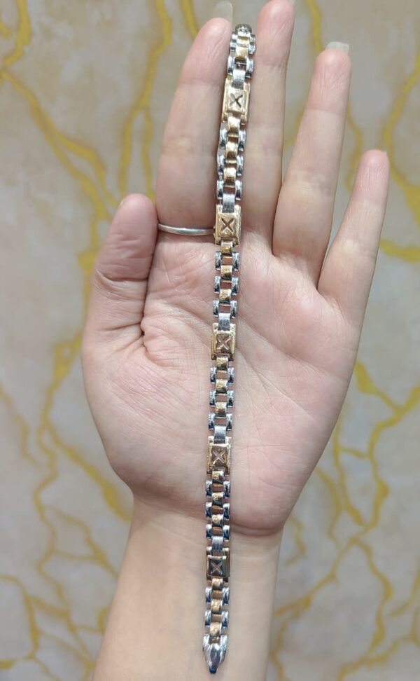 92.5 Pure Silver Gold Plated Box Design Chain Bracelet (CN 17/49)