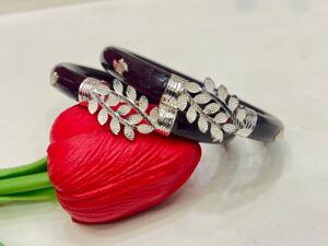 92.5 Pure Silver Stylish Leaf Design Bracelet Pola (Pair) (Only Size 22)