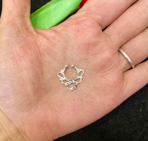 92.5 Pure Silver Stylish Kolka Heart Design Septum Piercing