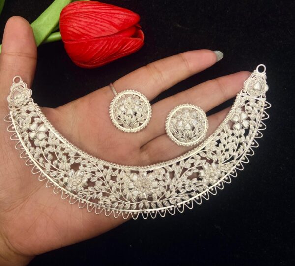 92.5 pure Silver Flower Designer Hasuli Cum Necklace (CN 34-85)