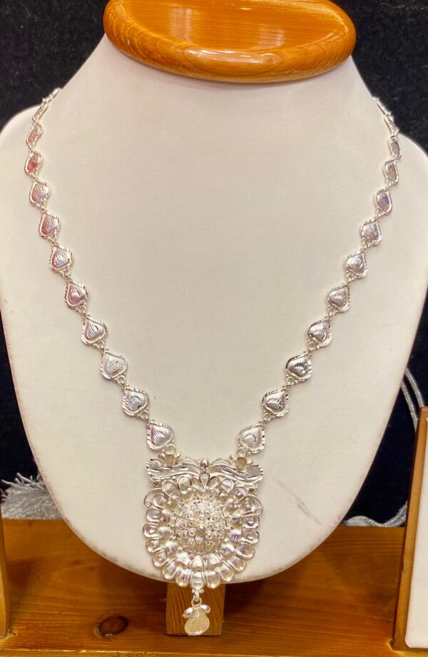 92.5 Pure Silver Beautiful Floral Design Sitahar (CN15-62)