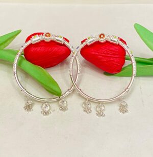 92.5 Pure Silver Flower Mukh Minakari Monipuri Bala (CN 33-16) )