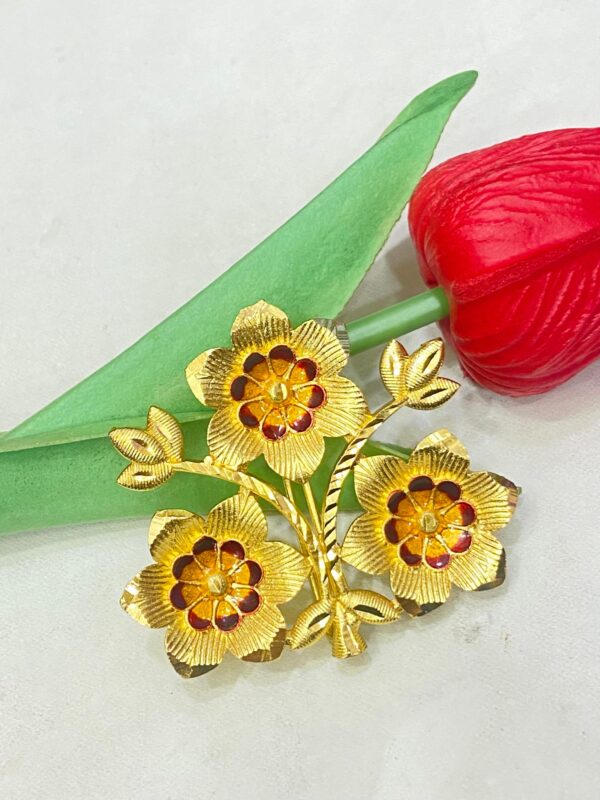Flower Shape Minakari Broach