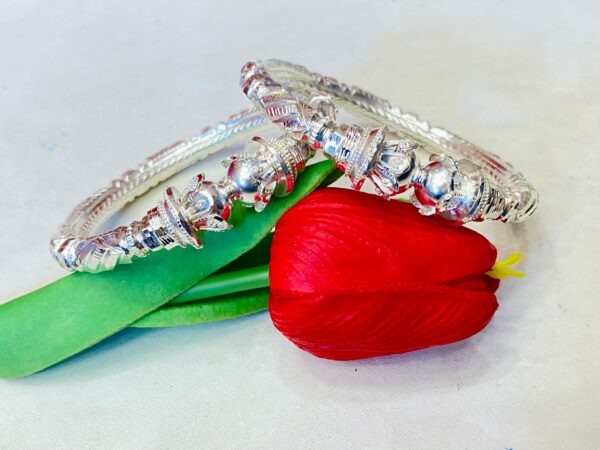 WhatsApp Image 2026-02-22 at 12.40.34 PM 92.5 Pure Silver Flower Shape Mukh Sabeki Bala (CN 31-31)