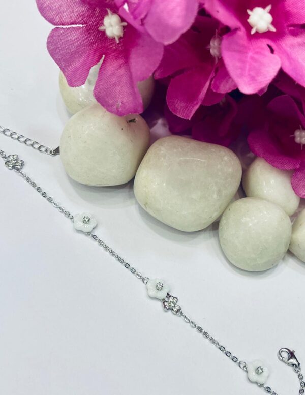 WhatsApp Image 2026-06-22 at 5.38.20 PM 92.5 Pure Silver White Flower Design Chain Bracelet