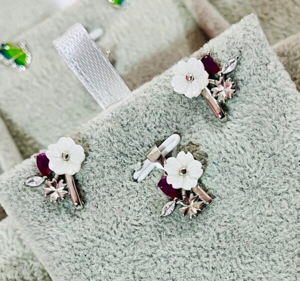 WhatsApp Image 2026-07-02 at 4.44.01 PM 92.5 Pure Silver Premium MOP Flower Pendant With Eartops (Without Chain)