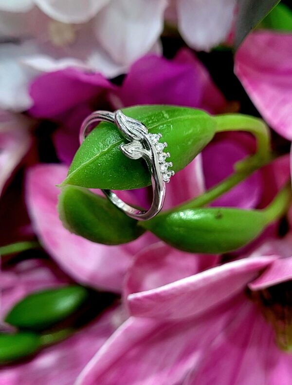 92.5 Pure Silver Premium Leaf Kolka Finger Ring (size-11)