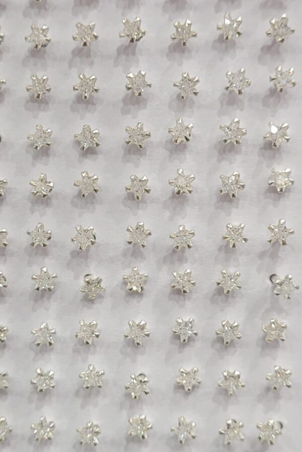 92.5 Pure Silver Star Design White Ston NosePin