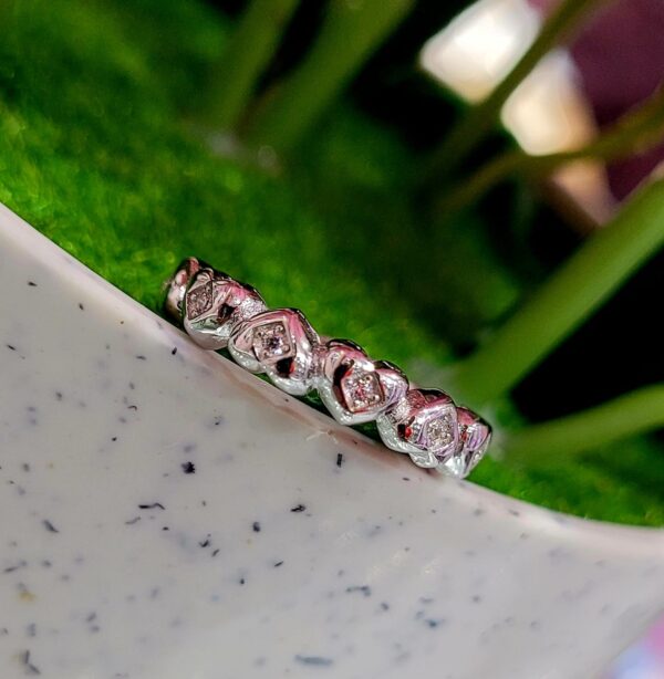 92.5 Pure Silver Premium Band Heart Design Finger Ring (Size-13)