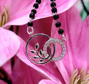 92.5 Pure Silver Circle Leaf Design Mangalsutra