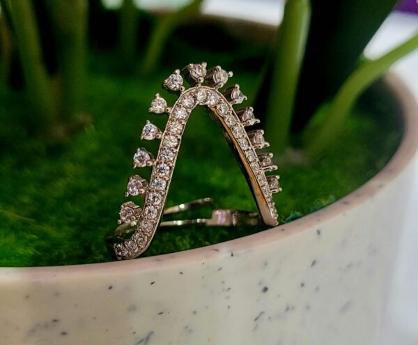 92.5 Pure Silver Premium Stone Adjustable V Finger Ring